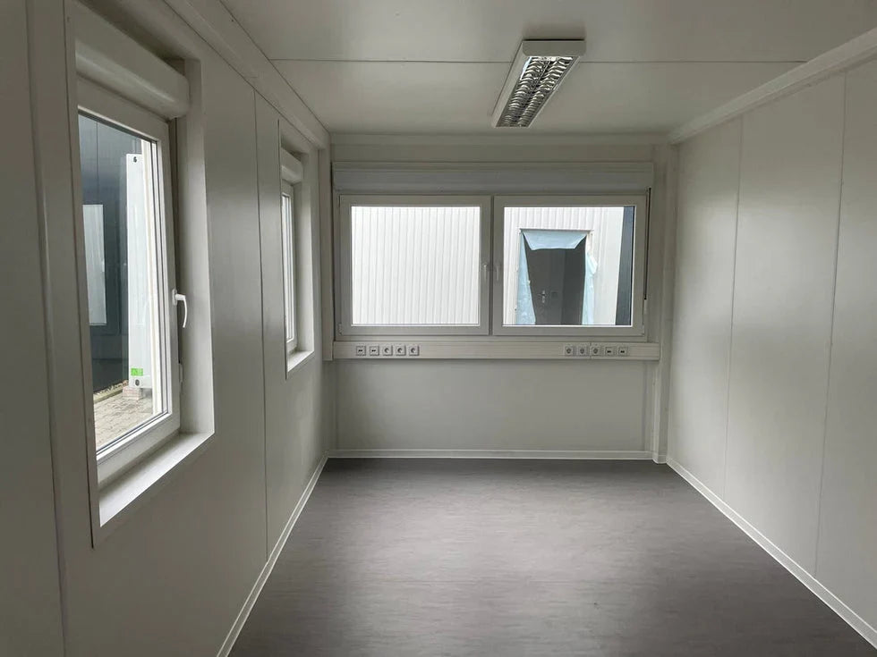 Contenedor oficina nuevo de 6 × 2,4 m